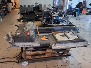 Aku - 32290432