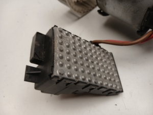 Mercedes Benz S-Class 221 (2005–2013) Salongi puhuri mootor A2218202714 - 3