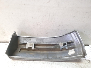 Aizmugurējā bampera dekoratīvā līste - 13154527