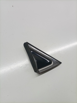 Hyundai Santa Fe (2012–2018) Peegli kolmnurkne ilupaneel 861902W000 - 2