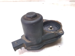 AUDI A4 B8 (2007–2016) Tagumise pidurisadula mootor 32335478 - 3