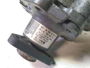 AUDI A4 B8 (2007–2016) Servopumpe 8K0145154B - 3