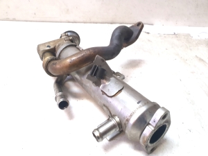 AUDI A4 B8 (2007–2016) AGR-Ventilkühler 03L131512AB - 3