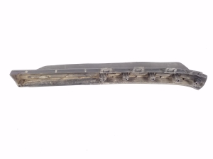 Porsche Cayenne (2010–2017) Mud flap 7P5853888E - 2