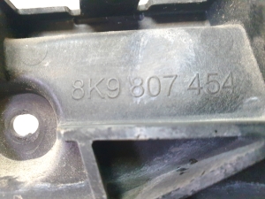 AUDI A4 B8 (2007–2016) Rear bumper bracket 8K9807454 - 2