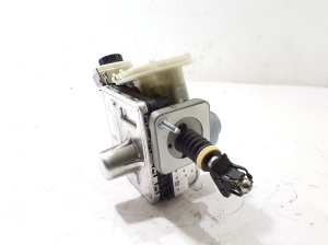 Polestar 2 II (2021–2026) ABS plokk 32333275 - 6