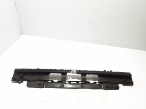 Rear bumper bracket - 31663654