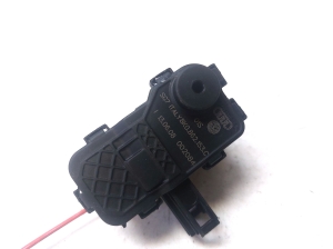 AUDI A4 B8 (2007–2016) Verschluss des Tankdeckels 8K0862153C - 3