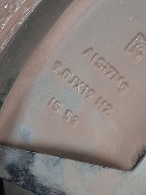 Polestar 2 II (2021–2026) Velgede komplekt - 9
