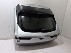   Tagaluuk  - LJ8BR40400-AKPRAA 