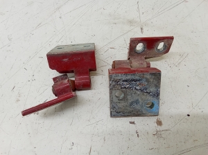 Citroen Berlingo (2008–2018) Front door top hinge BERLINGO2009M - 2