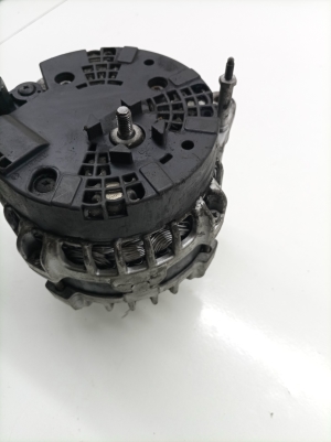 Volkswagen Sharan (2010–2026) Generaator 03L903023B - 4