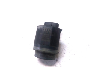 AUDI A4 B8 (2007–2016) PDC-Sensor vorne 420919275 - 3