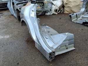 Ford Mustang Mach-E Mach-E (2020–2026) Tagumine poritiib ja selle osad LJ8Z5827840A - 4