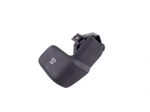   Griff Motorhaubenentriegelung im Innenraum  - JX7B16C856ADW 
