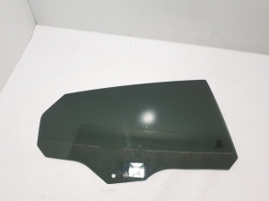   Rear side door glass  - LJ8BR25712AC 