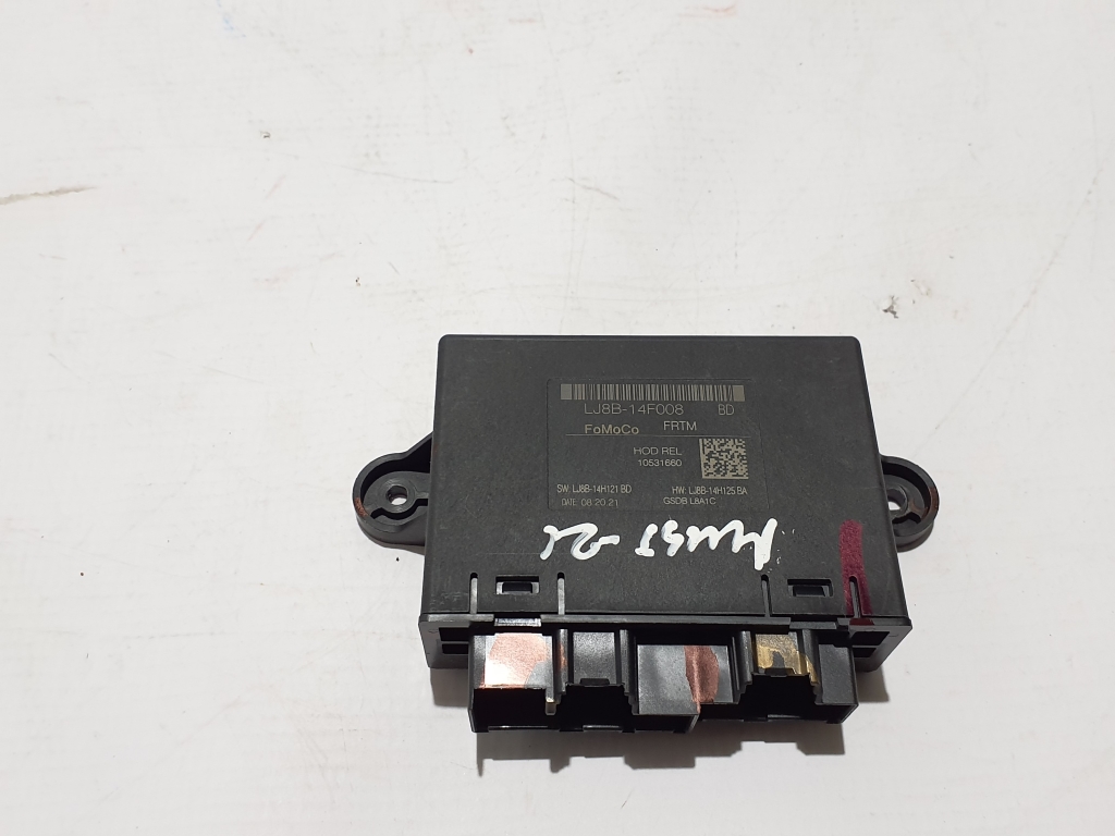 Ford Mustang Mach-E Mach-E (2020–2026) Juhtplokk LJ8B14F008BD Ford Mustang Mach-E Mach-E (2020–2026) Juhtplokk LJ8B14F008BD