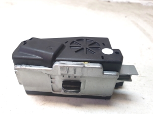 AUDI A4 B8 (2007–2016) Lenkradschloss 8K0905852D - 3