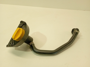 Opel Vivaro B (2014–2019) Öleinfüllrohr 8200795333 - 3