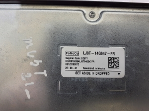 Ford Mustang Mach-E Mach-E (2020–2026) Vadības bloks LJ8T14G647FR - 3