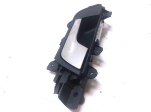AUDI A4 B8 (2007–2016) Front door inner handle 8K0837020C - 2