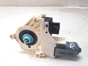 AUDI A4 B8 (2007–2016) Front door window regulator motor 8K0959802 - 2