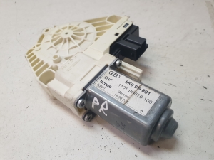 Priekšējo durvju logu pacēlāja motoriņš - 8K0959801