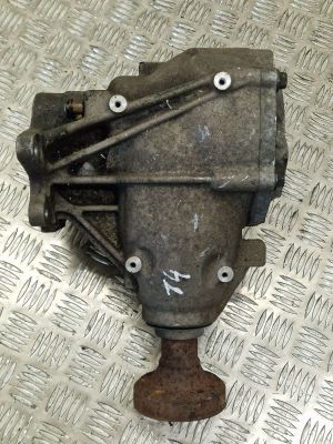 VOLVO XC70 (2007–2016) Front differential 7527113700 - 3