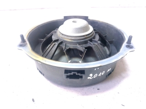 AUDI A4 B8 (2007–2016) Tagumise külgukse kõlar A0176301 - 2