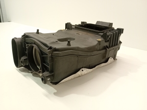 Opel Vivaro B (2014–2019) Luftfiltergehäuse a6510901101 - 3