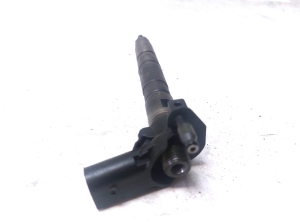 AUDI A4 B8 (2007–2016) Fuel injector 03L130277 - 5