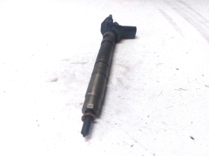 AUDI A4 B8 (2007–2016) Fuel injector 03L130277 - 2