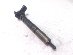AUDI A4 B8 (2007–2016) Fuel injector 03L130277 - 4