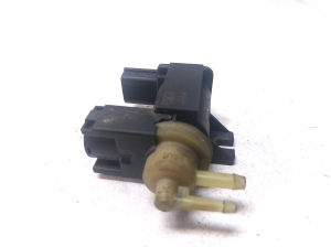 AUDI A4 B8 (2007–2016) Magnetventil 8K0906627 - 2