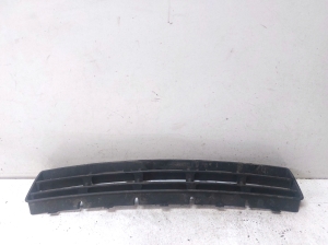 Volkswagen Golf IV (1997–2003) Front bumper lower grille 1J0853677D - 3
