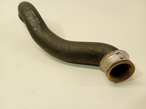 Mercedes Benz C-Class 204 (2007–2014) Jahutusradiaatori voolik A2045011582 - 2