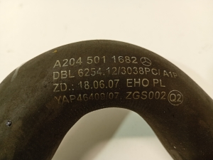 Mercedes Benz C-Class 204 (2007–2014) Jahutusradiaatori voolik A2045011682 - 4