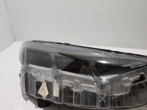 Ford Mustang Mach-E Mach-E (2020–2026) Esituli ja selle osad LJ8B13E014EE - 2