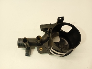 Mercedes Benz C-Class 204 (2007–2014) Kütusefiltri hoidik A6512006000 - 5