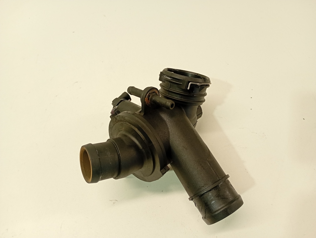 Mercedes Benz C-Class 204 (2007–2014) Termostaat ja selle komponendid 294696 Mercedes Benz C-Class 204 (2007–2014) Termostaat ja selle komponendid 294696