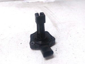 AUDI A4 B8 (2007–2016) Eļļas līmeņa sensors 03C907660G - 2