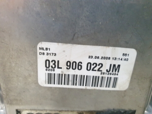 AUDI A4 B8 (2007–2016) Engine control unit 03L906022JM - 5