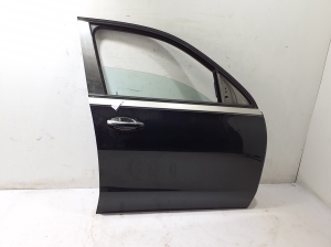 Front door - A1677200600