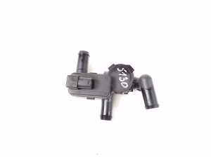 Porsche Cayenne (2010–2017) Sonstiges Ventil 7P5819824 - 2
