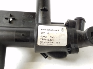 Porsche Cayenne (2010–2017) Sonstiges Ventil 7P5819824 - 3