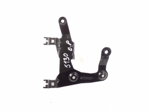Porsche Cayenne (2010–2017) Sonstiger Halter 7P5121409A - 2