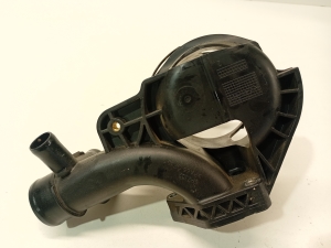 Infiniti Q50 (2013–2026) Kütusefiltri hoidik A6512001556 - 3