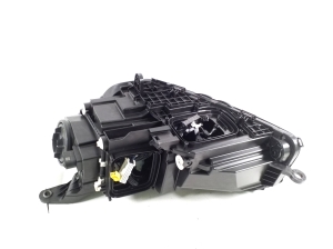 Mercedes Benz GLE-Class 167 (2019–2026) Esituli A1679061700 - 3