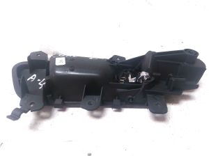 AUDI A4 B8 (2007–2016) Rear side door interior handle 8K0839019C - 3