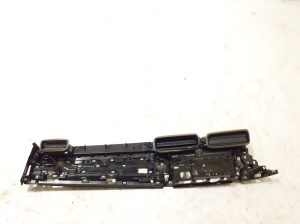 AUDI Q8 (2018–2026) Dashboard air vent grilles 4M8820902 - 3